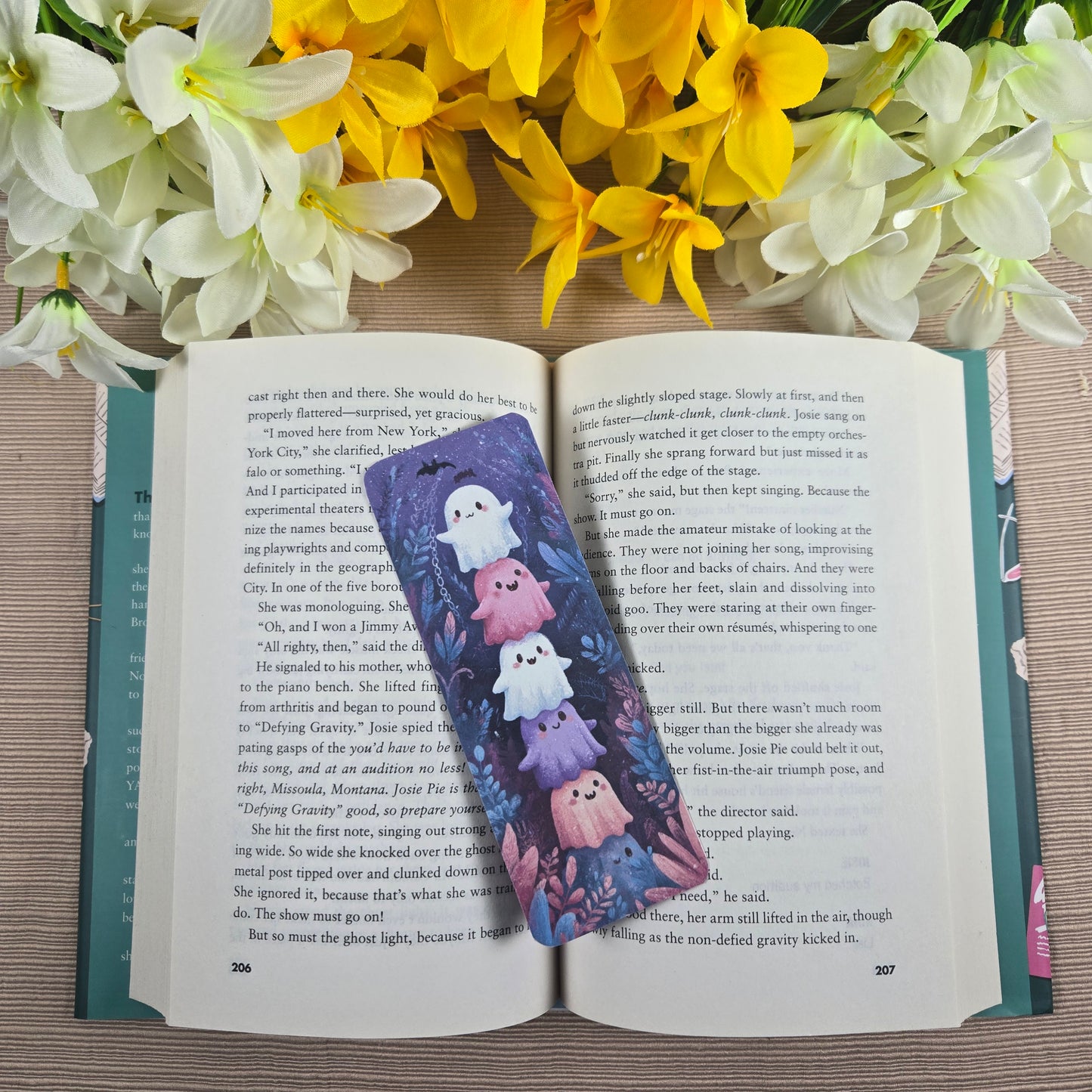 Cute Stacked Ghosts Halloween Bookmark