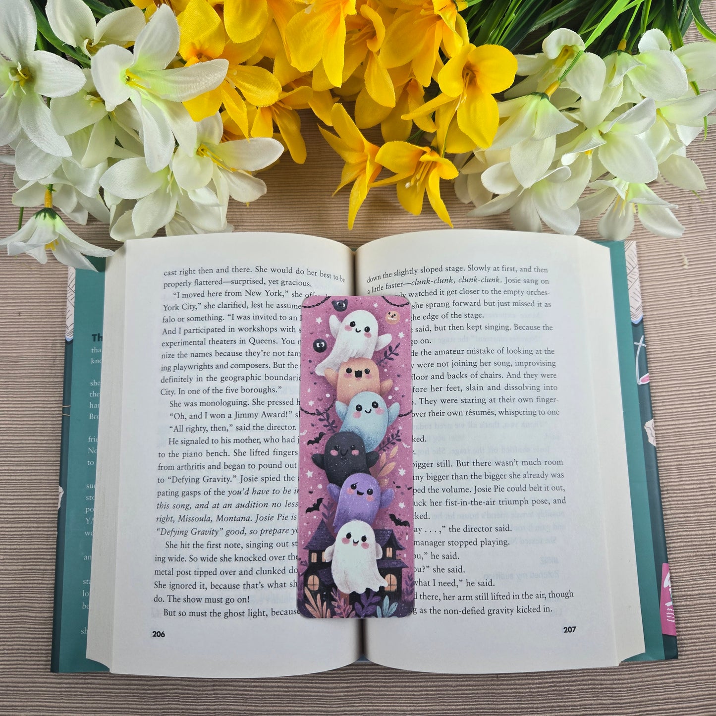 Cute Stacked Ghosts Halloween Bookmark