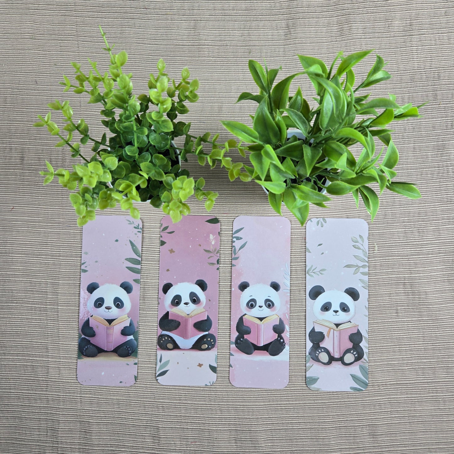 Panda Bookmark