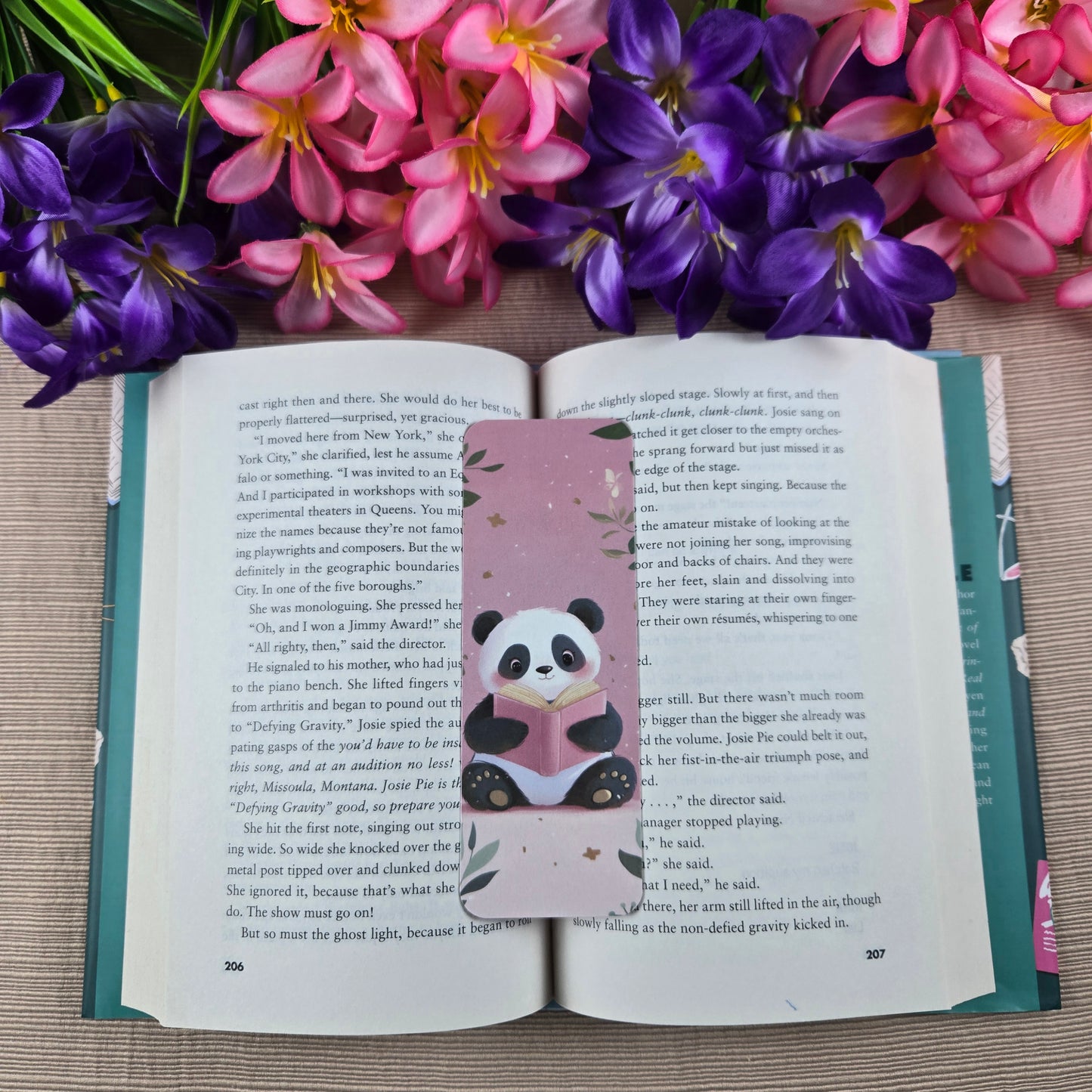 Panda Bookmark