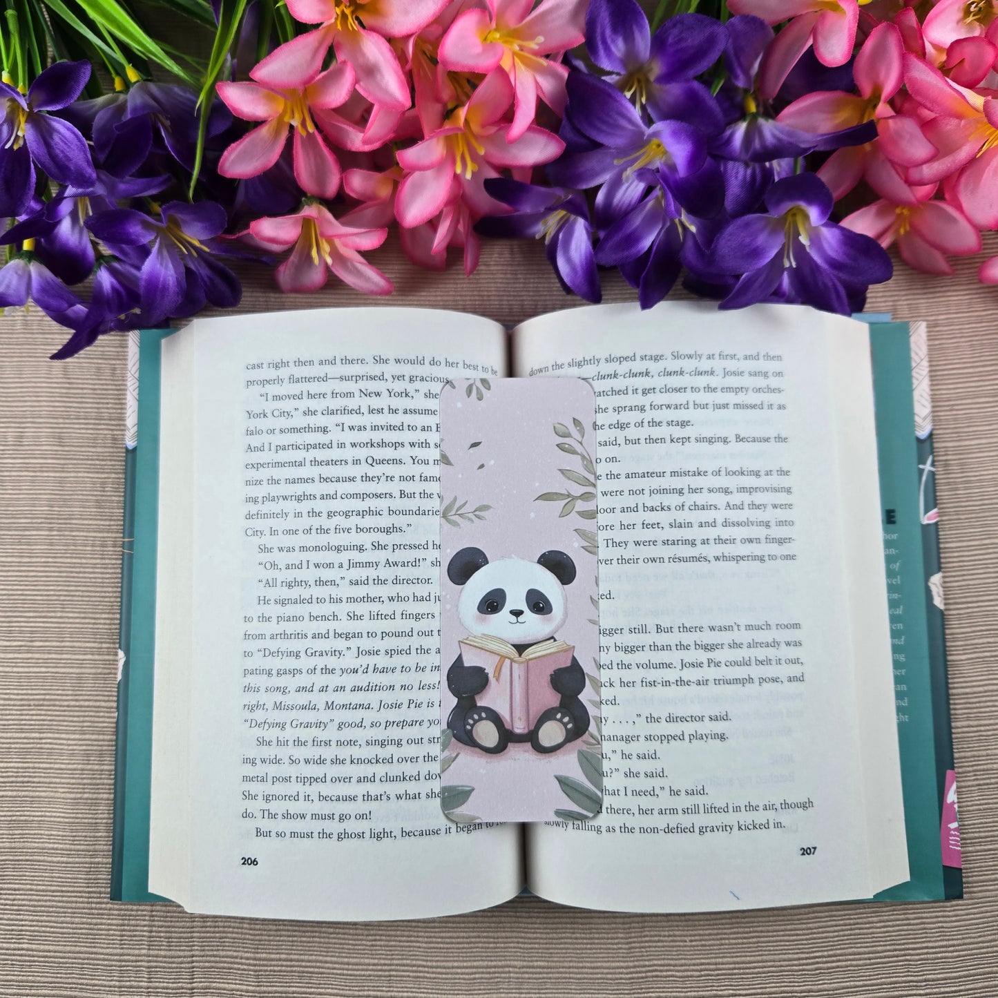 Panda Bookmark